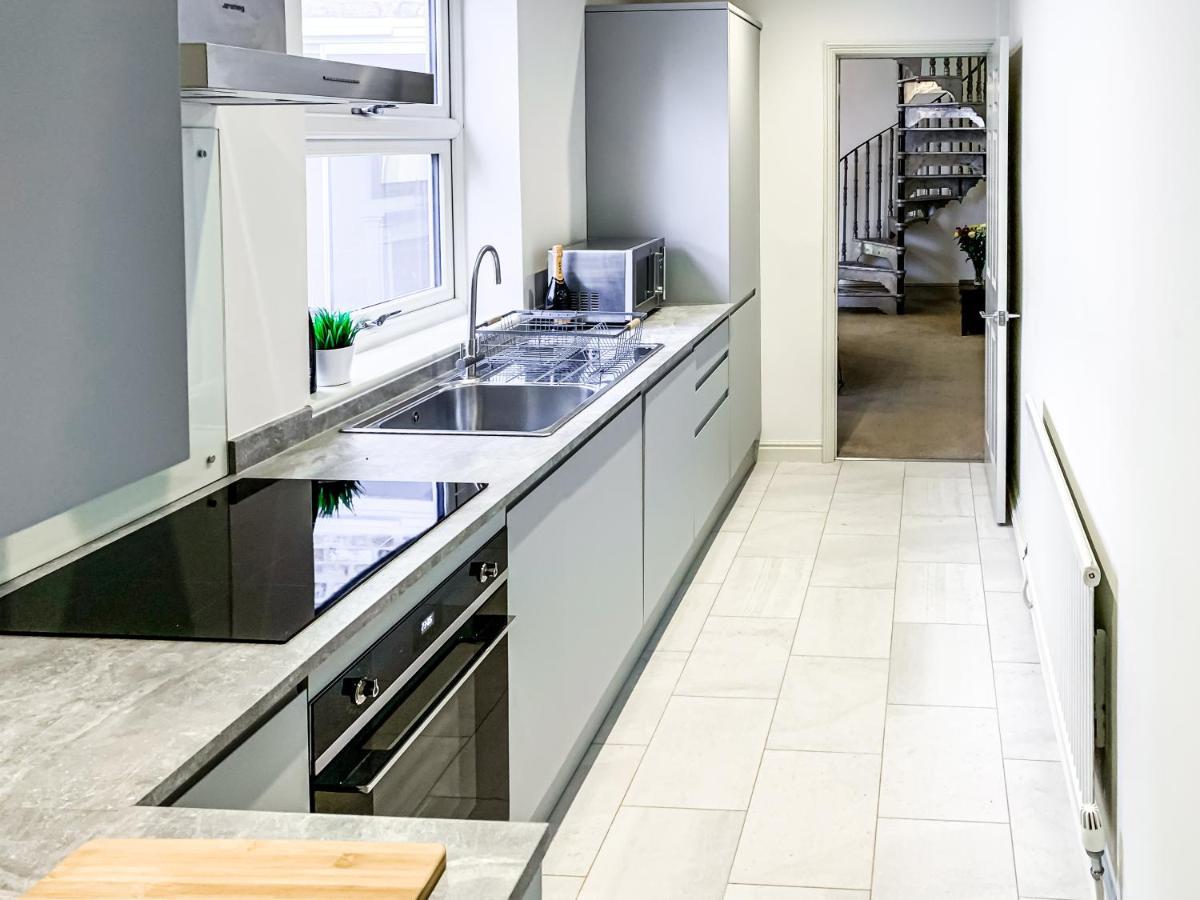The Vines - Stunning Period Home With Free Parking York Exterior photo