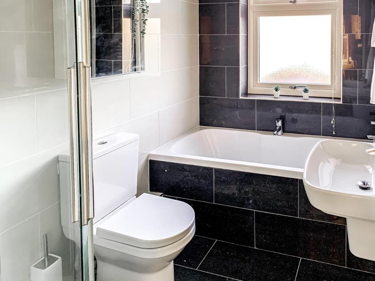 The Vines - Stunning Period Home With Free Parking York Exterior photo