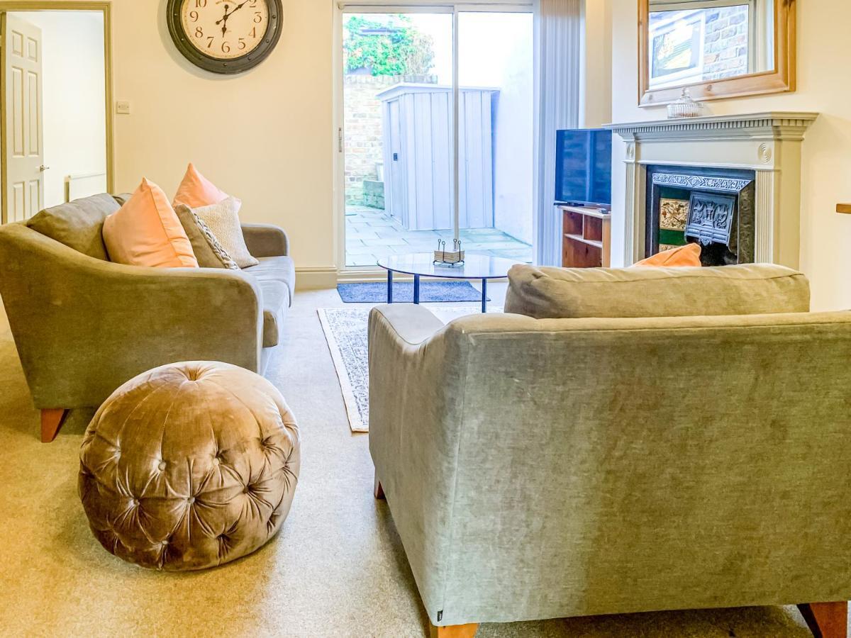 The Vines - Stunning Period Home With Free Parking York Exterior photo