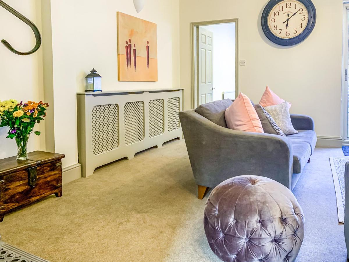 The Vines - Stunning Period Home With Free Parking York Exterior photo