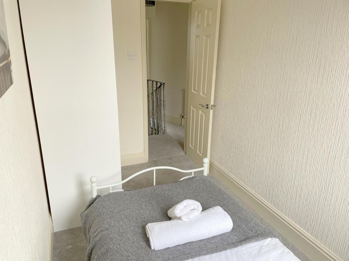 The Vines - Stunning Period Home With Free Parking York Exterior photo