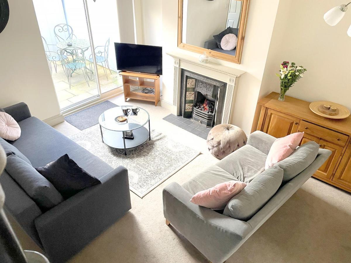 The Vines - Stunning Period Home With Free Parking York Exterior photo