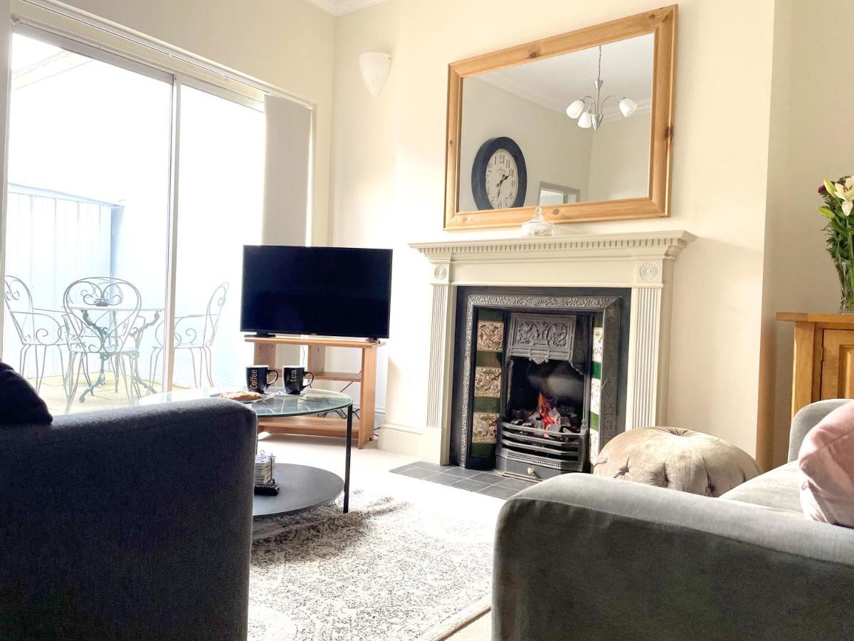 The Vines - Stunning Period Home With Free Parking York Exterior photo